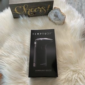 Temptu air brush kit